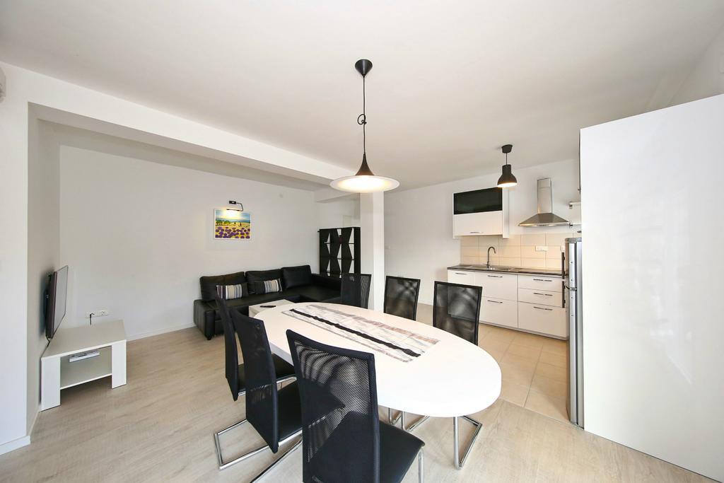 Apartments Matkovic Sveti Filip i Jakov Zewnętrze zdjęcie