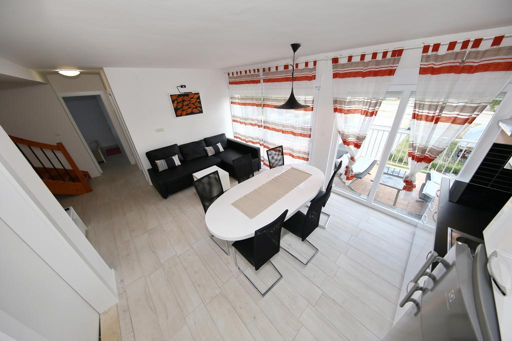 Apartments Matkovic Sveti Filip i Jakov Zewnętrze zdjęcie