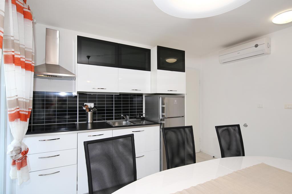 Apartments Matkovic Sveti Filip i Jakov Zewnętrze zdjęcie